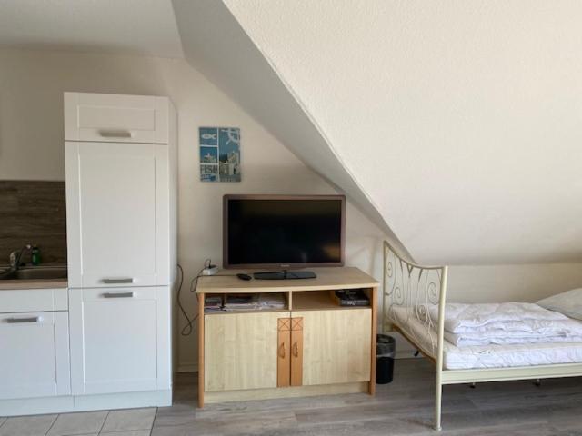 Ferienwohnung Boddenblick Bei Glowe Bis 4 Personen サガルト エクステリア 写真